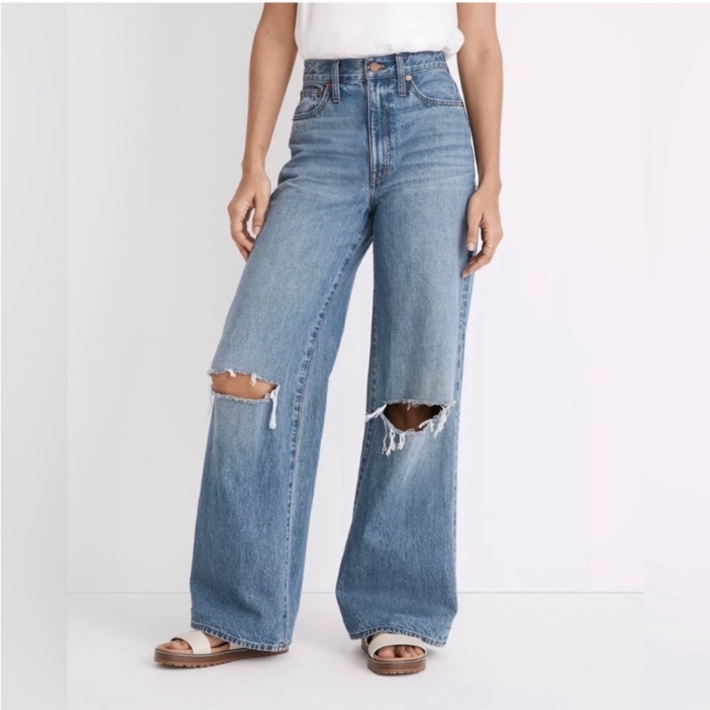 Madewell super wide leg ripped jeans size 26T